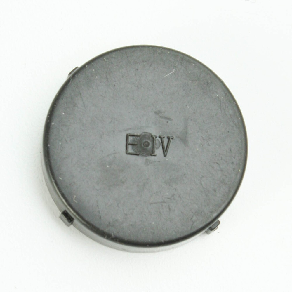 Nikon - E-IV - Twist-On Rear Lens Cap