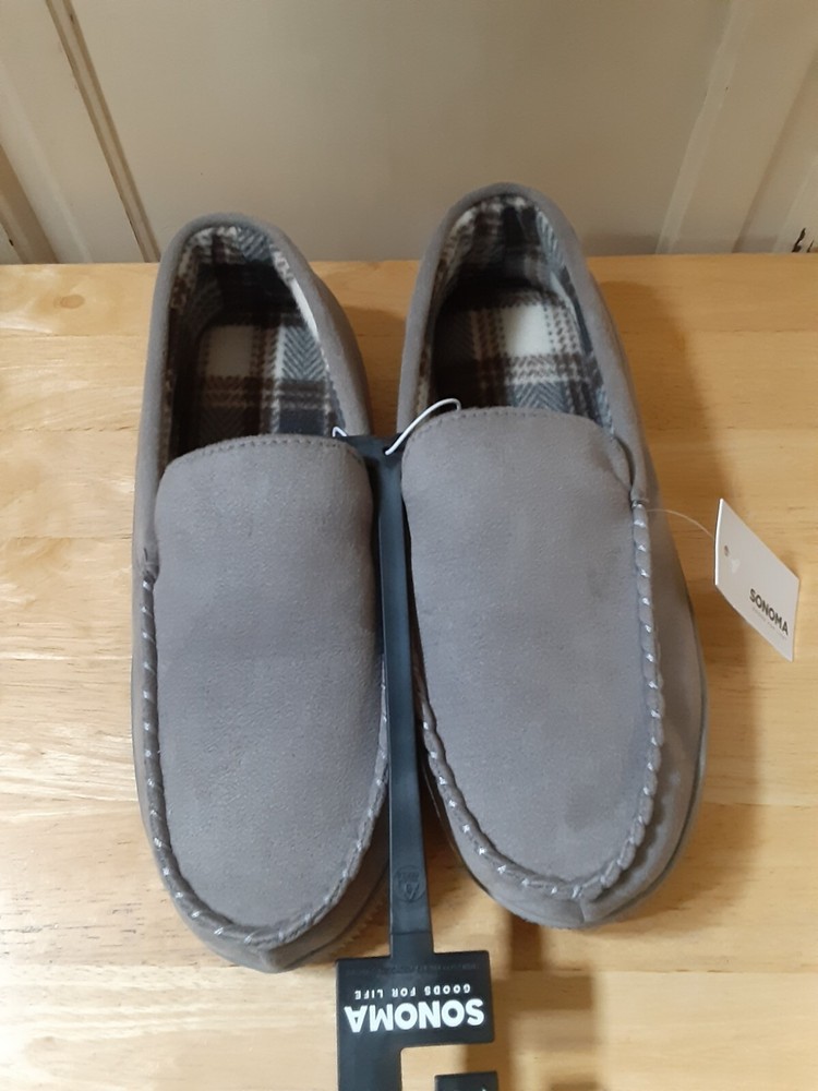 Sonoma Men's Slippers Size Medium ( 8-9) NEW WITH TAGS
