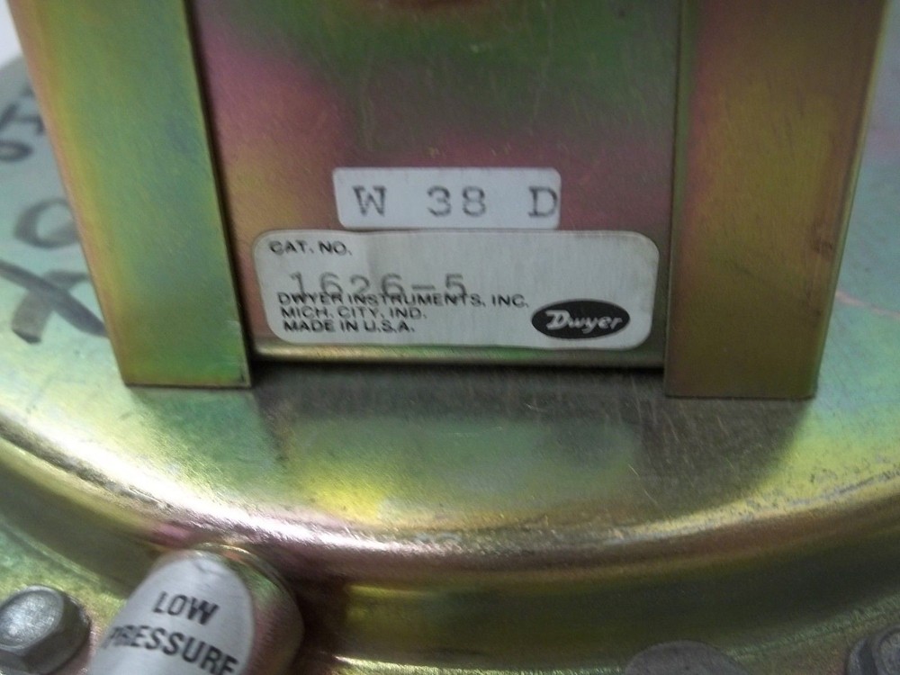 DWYER 1626-5 PRESSURE SWITCH UNMP
