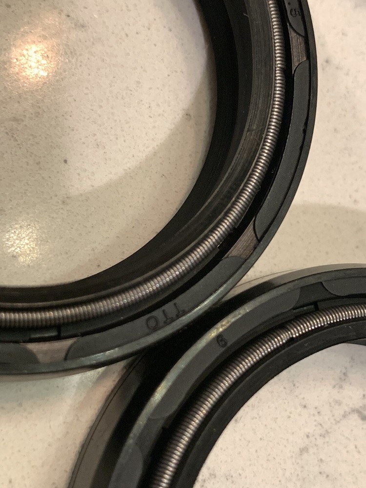 FORK DUST WIPER SEALS REBUILD KIT 4 pack -