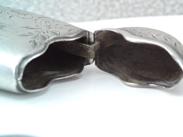 ANTIQUE VICTORIAN GORHAM STERLING SILVER MATCH SAFE