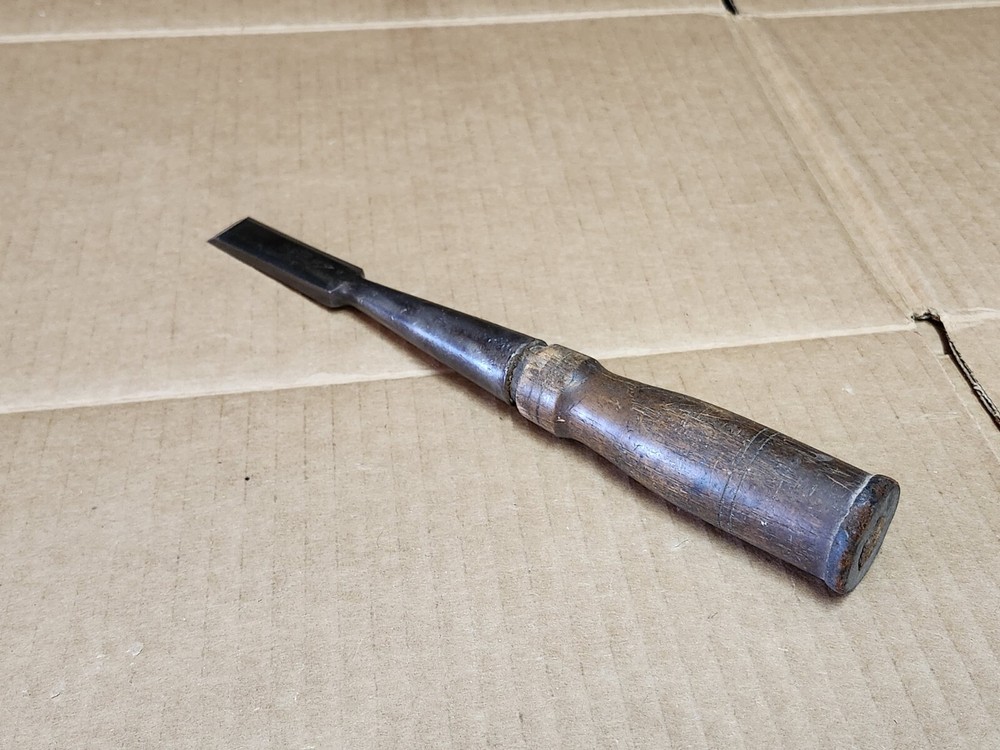 Vintage DE 9/16" Socket Chisel