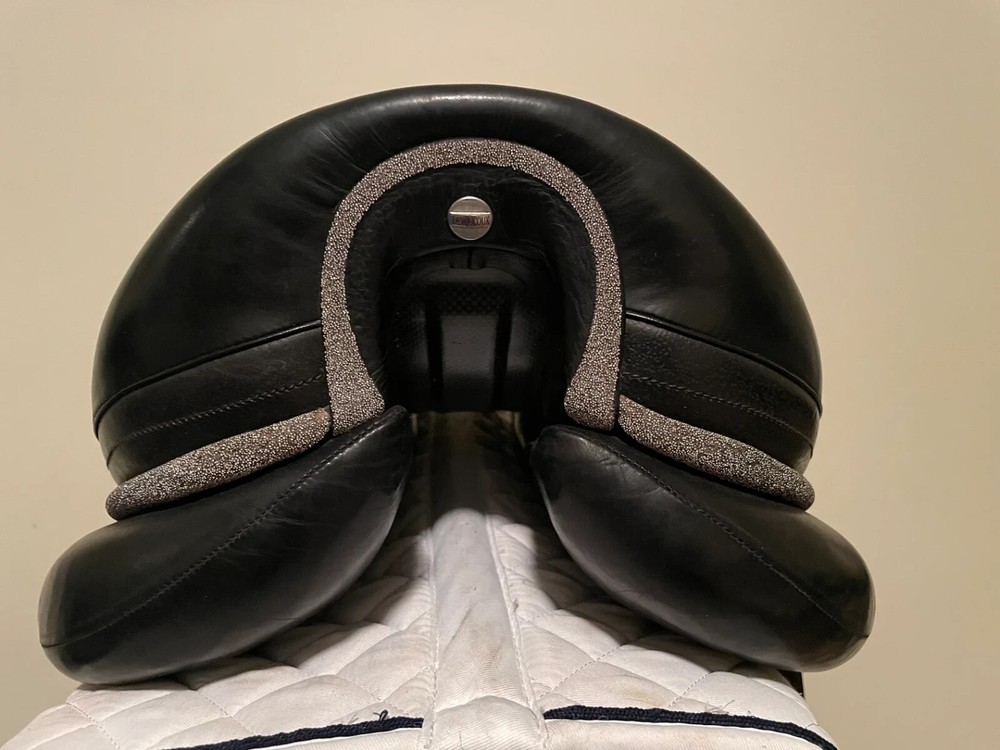 18.5" - 2020 Devoucoux Harmonie, 1A Flap, Normal Tree, *Bling* - Beautiful!