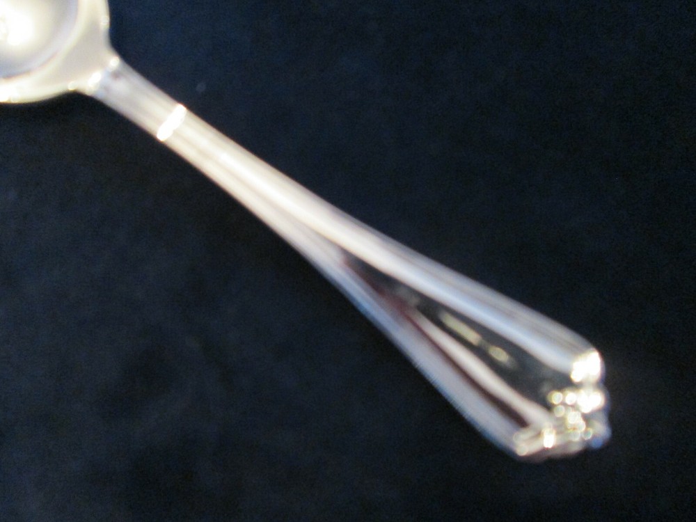 TEA SPOON! Vintage WORLD TABLEWARE silverplate: CLASSIC pattern: EXC