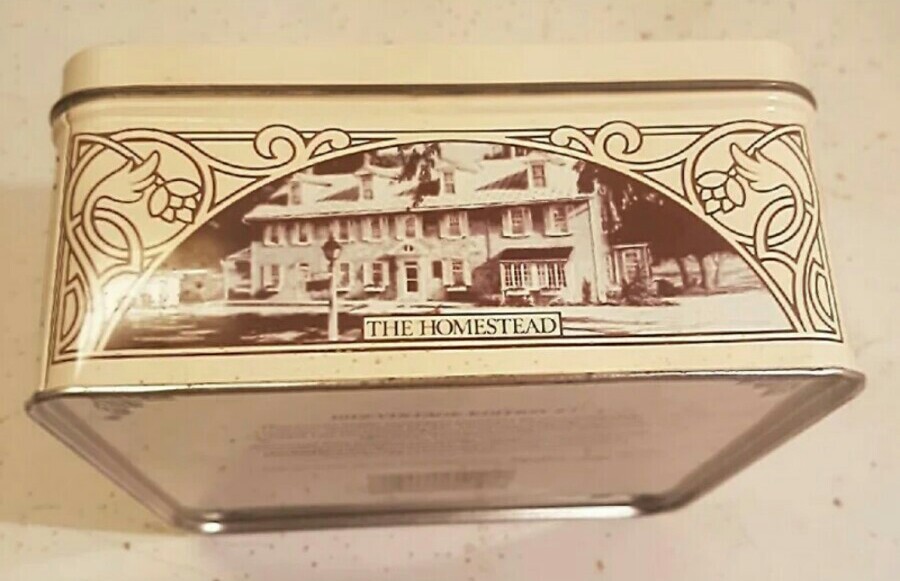 1990 Vintage Hershey's Chocolate Tin 1912 Edition (empty)