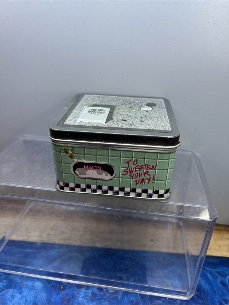 Candys Corner Diner empty Candy tin, great home decor item, 1987 Michlle & Andy
