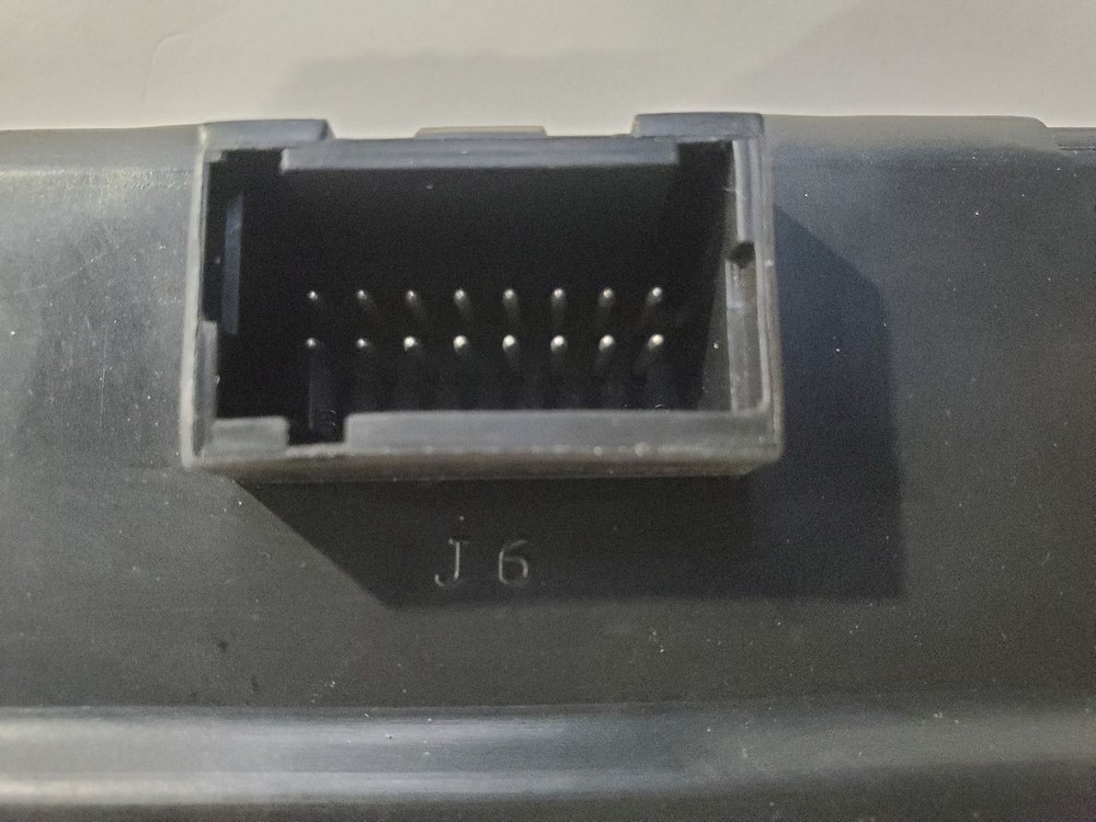 2003 2006 Chevrolet Avalanche 1500 OEM Body Control Module Under Steering Column