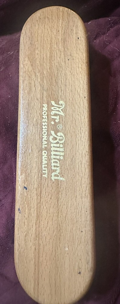 Me Billiard Brush. 9”