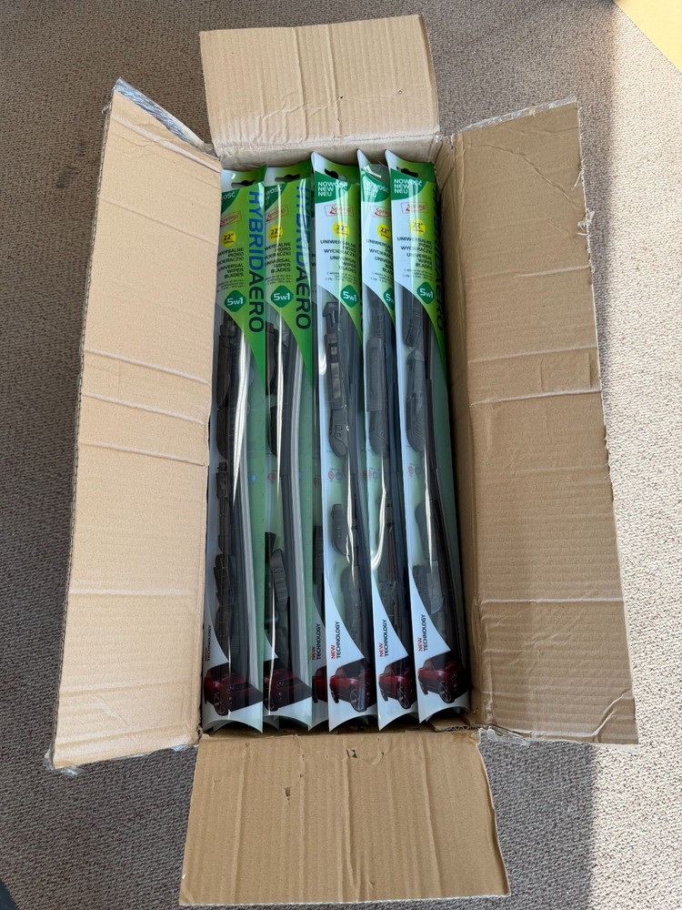 50 pcs Bulk 24" Universal Wiper Blades Master Case