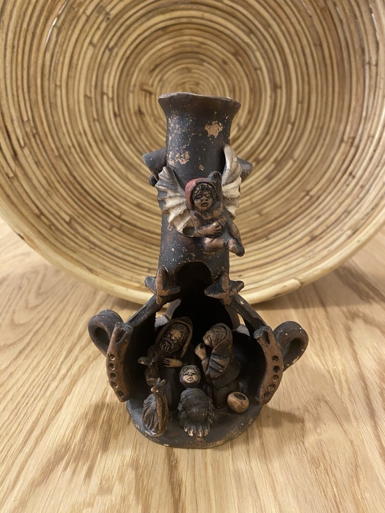 Peruvian Folk Art Pottery Nativity Scene 6” Tall