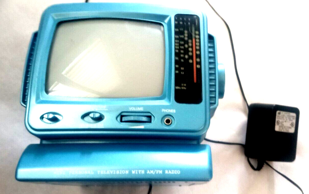 5" Black and White Portable TV Receiver Working