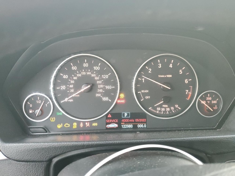320I 2013 Glove Box 4969493