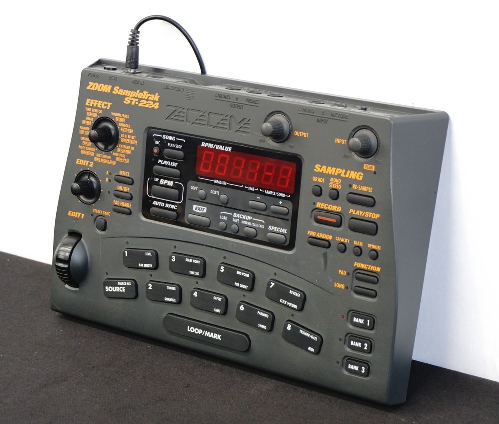 Zoom ST-224 SampleTrak Drum / Groove Machine & Sampler
