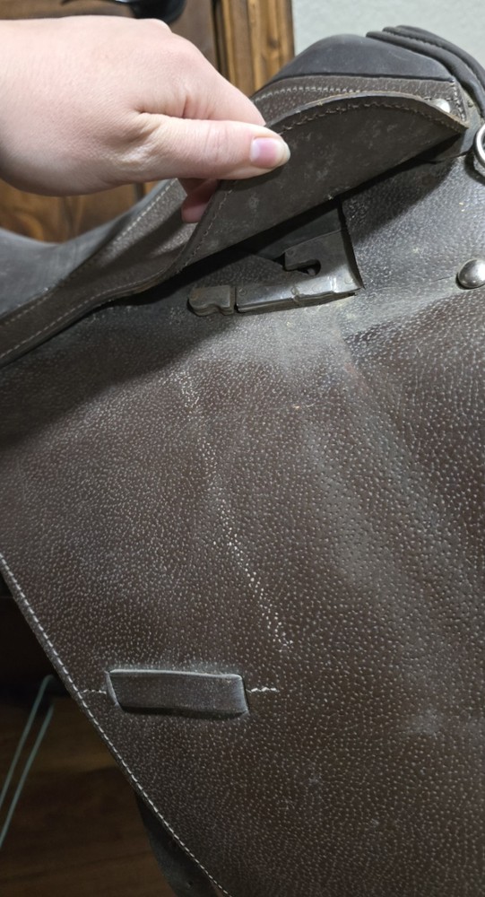 Leather English Saddle 18" Brown