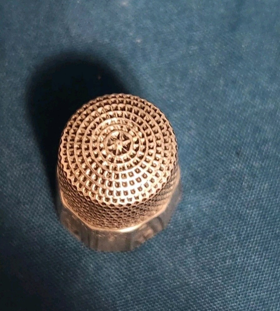 Antique Simons Bro Co Sterling Silver Thimble Size 9 Panel Border