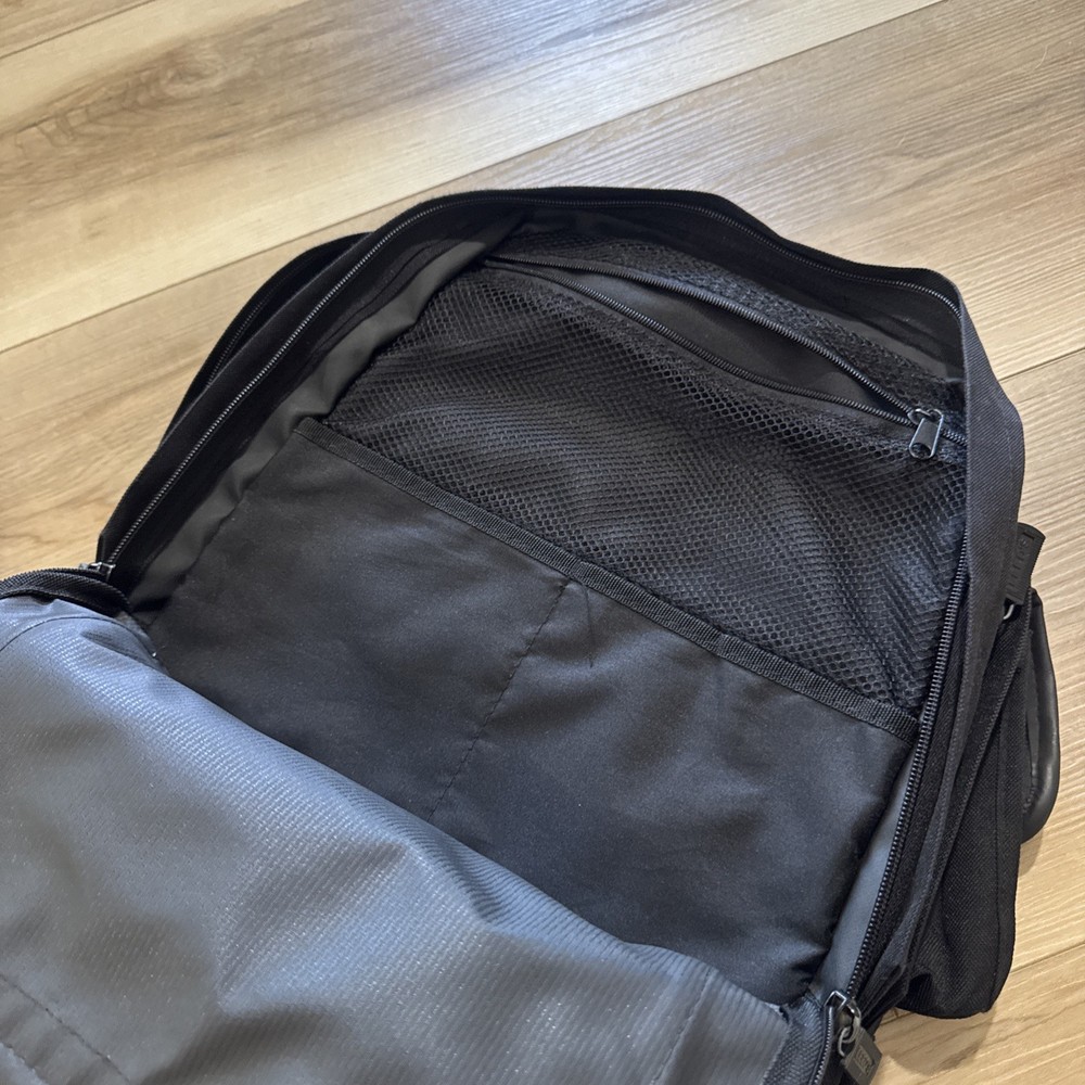 Vintage JavaOne Sun Microsystems 2001 Developer Conference Backpack (Read)