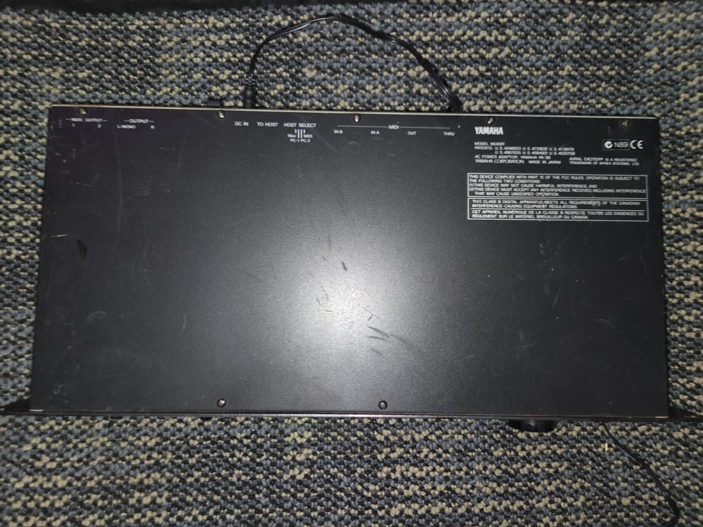 Yamaha MU90R Sound Module Rack Mountable