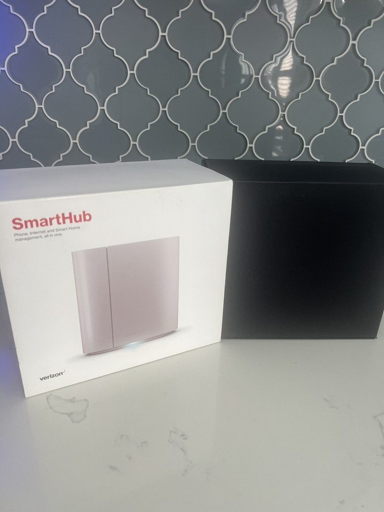 Verizon Smart Hub in Excellent Working Condition