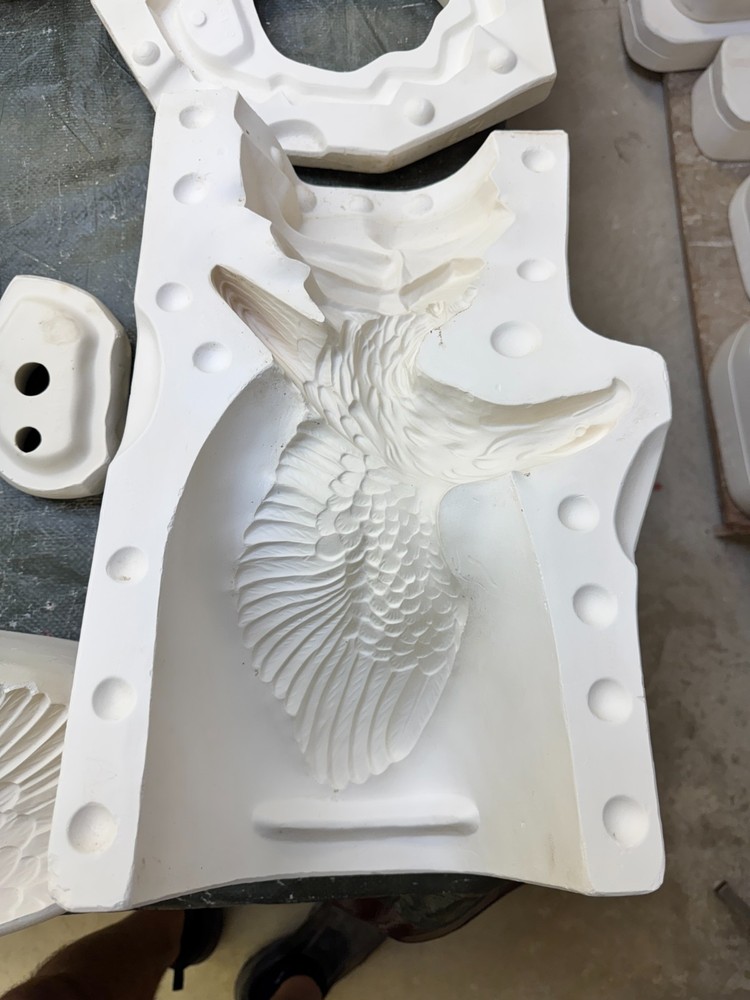 VINTAGE ARNEL'S CERAMIC MOLD #1106/#1128/#1129 EAGLE/EAGLE/BASE
