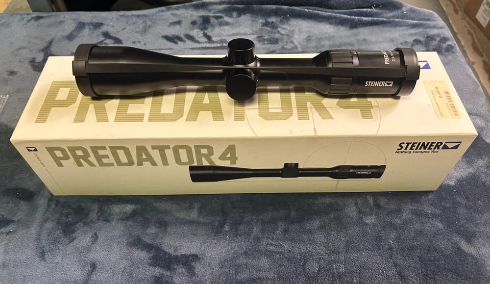 Steiner 2.5-10x42mm Predator  Riflescope