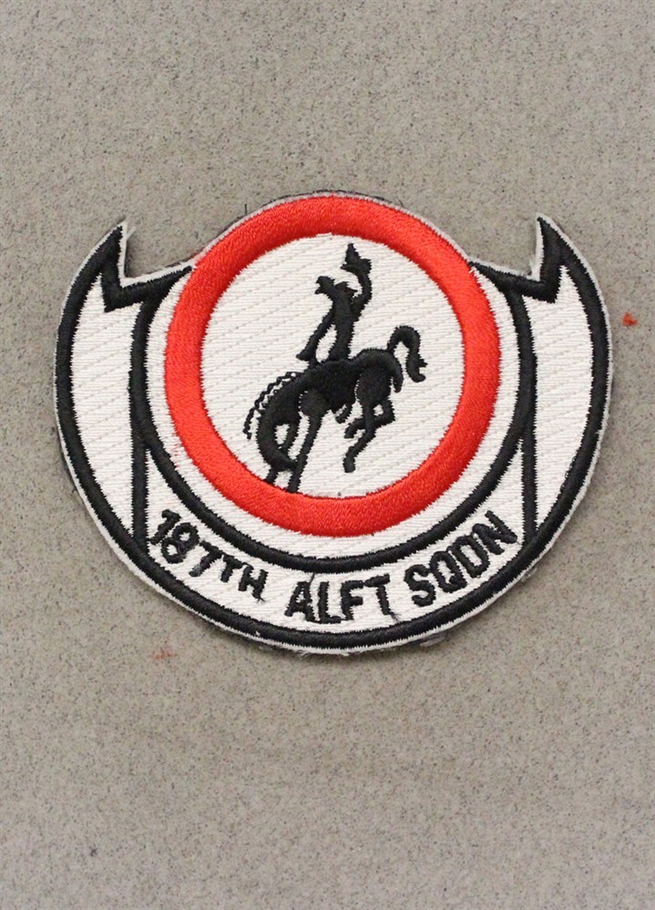 187th Airlift Squadron w/hook & loop back - Air Force Patch 2534