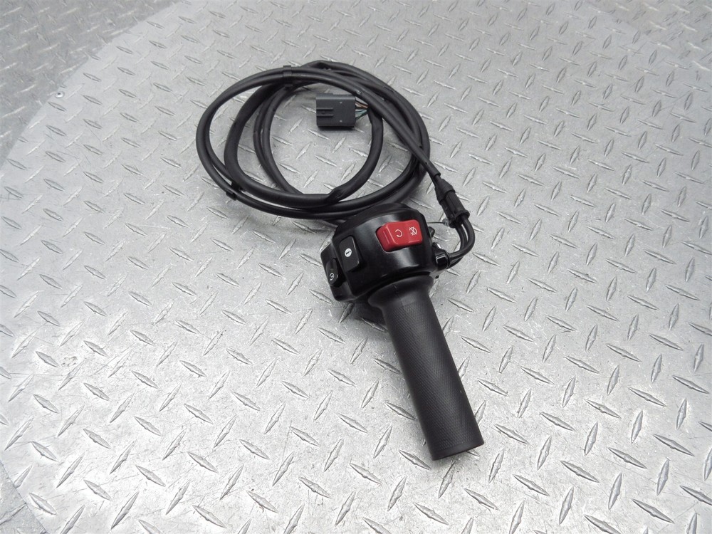 2014 09-20 Triumph Thunderbird Right Handlebar Control Switch Throttle Cable OEM