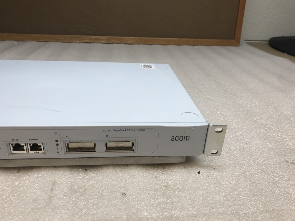 3Com Switch 4228G 3c17304 Super Stack 3 Switch with Power Cables