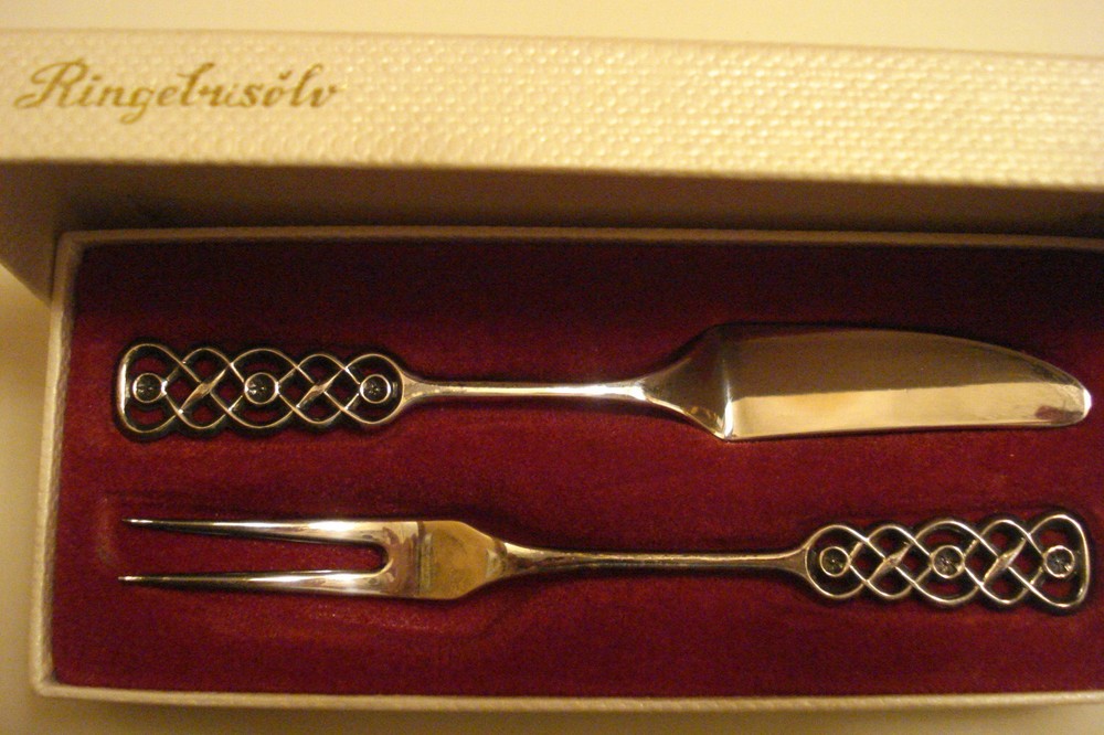David Andersen 830S Silver Norwegian Ringebu Pickle/Butter Fork & Knife in Box