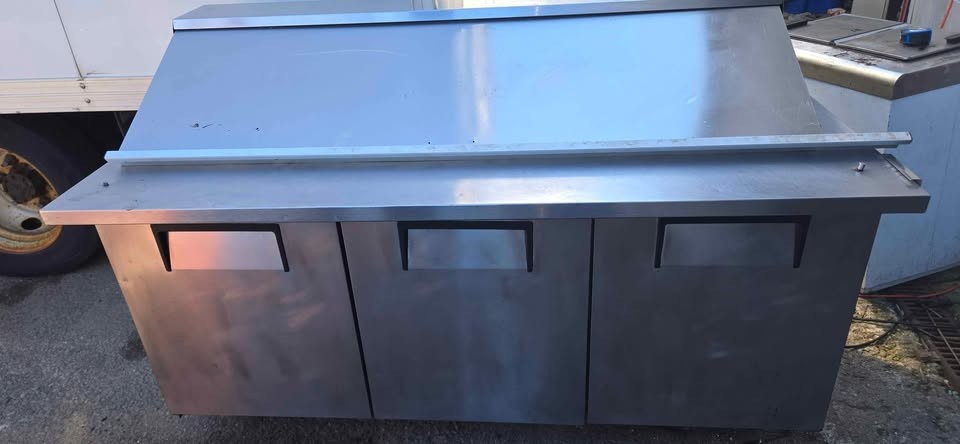 True 72 inch mega top prep station