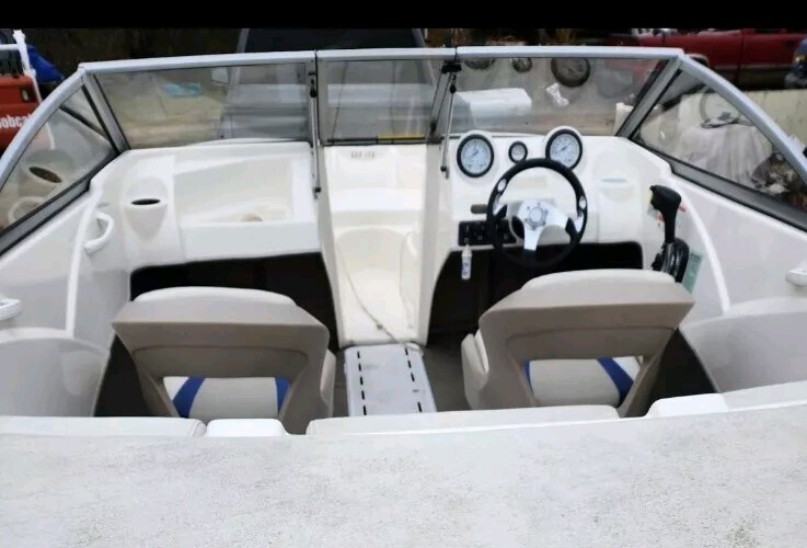 2009 Glastron SSV 175 Complete Windshield Only! Parting Out