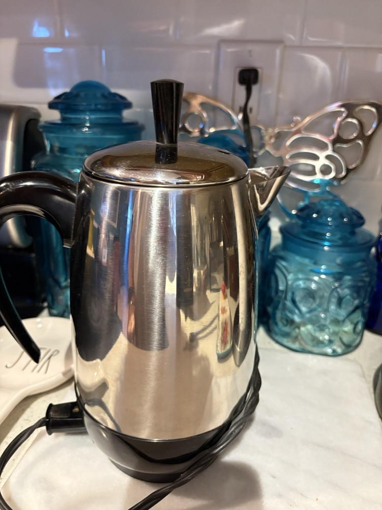 Farberware Super fast 2-8 Percolator Model 138B