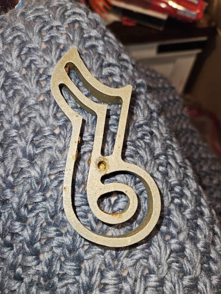 Vtg Rosette Iron Musicial Note (51