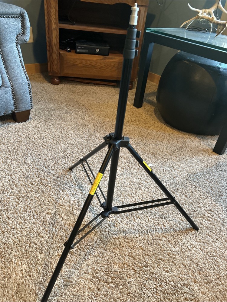 Junior Light Stand APV With Box