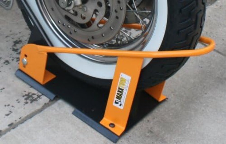 Solo Strap-Down Wheel Chock for Standard Motorcycles - Secure Transport Solution