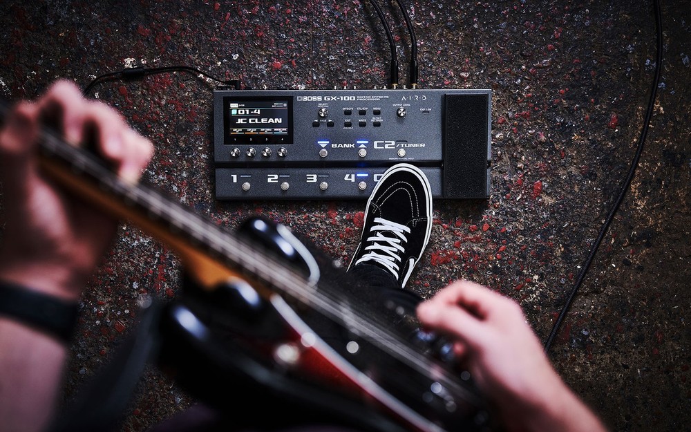 BOSS GX-100 Guitar Effects Processor