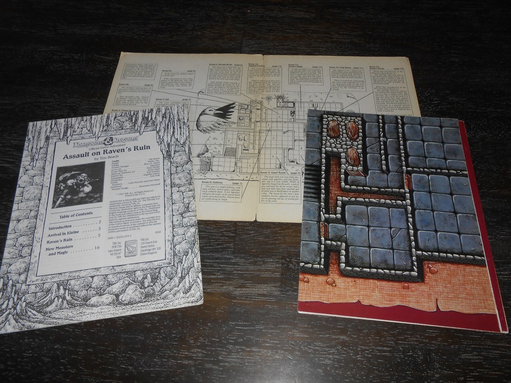 Assault on Raven's Ruin AD&D D&D 2e Dungeon Dragon (missing standees)