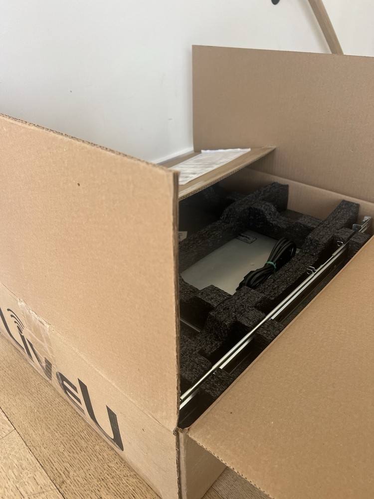 LiveU LU2000 1 RU RackMount Decoder Server NEW In Box Never Used