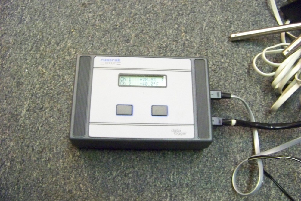 RUSTRAK SCOUT 1040 THERMOCOUPLE DATA LOGGER w/ probe 252b