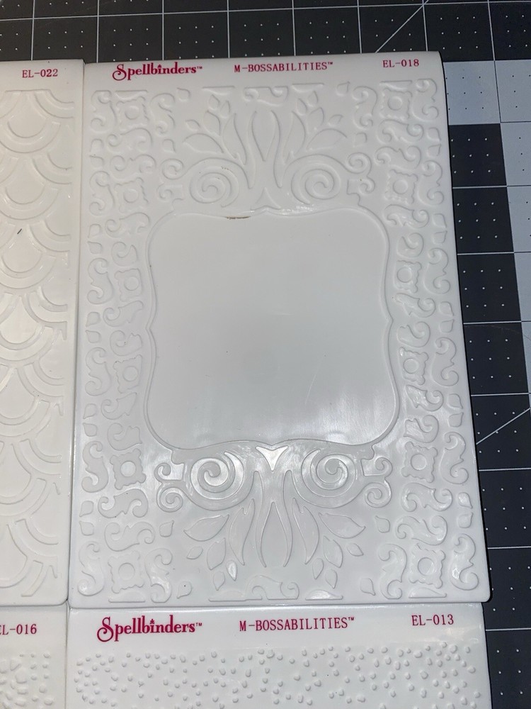 4-SPELLBINDERS M-BOSSABILITIES 3D EMBOSSING FOLDER PLATE SCALLOP CIRCLE FRAMES
