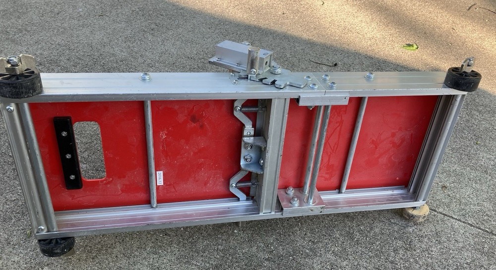 D-Cut Model RC-200 Profile Wall Base Cutter