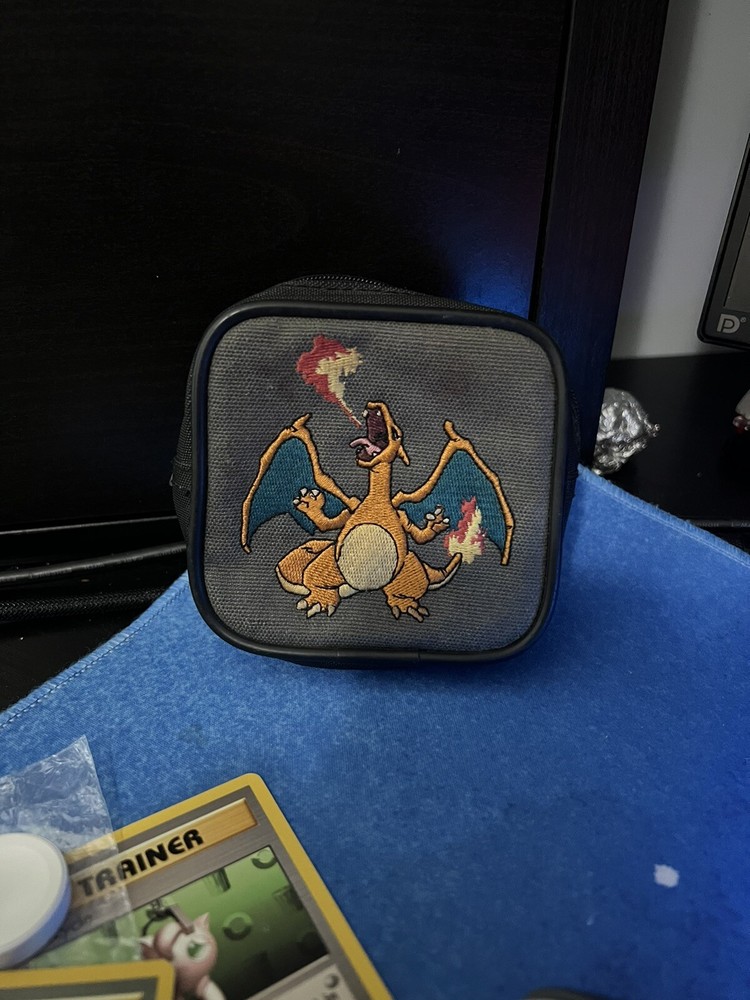 Vintage Charizard Carry Bag OFFICAL NINTENDO