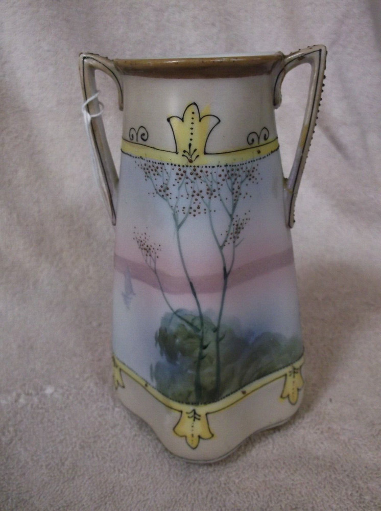 Hand Painted Nippon Double Handle Vase 6" tall