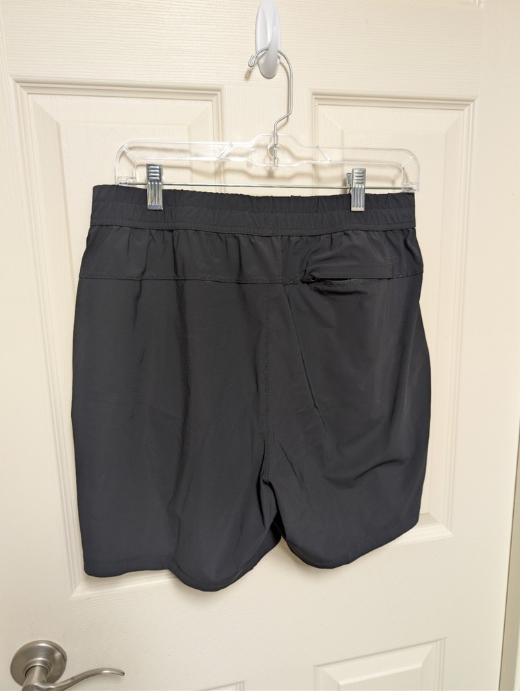 Ten Thousand A—L Short - Large Black