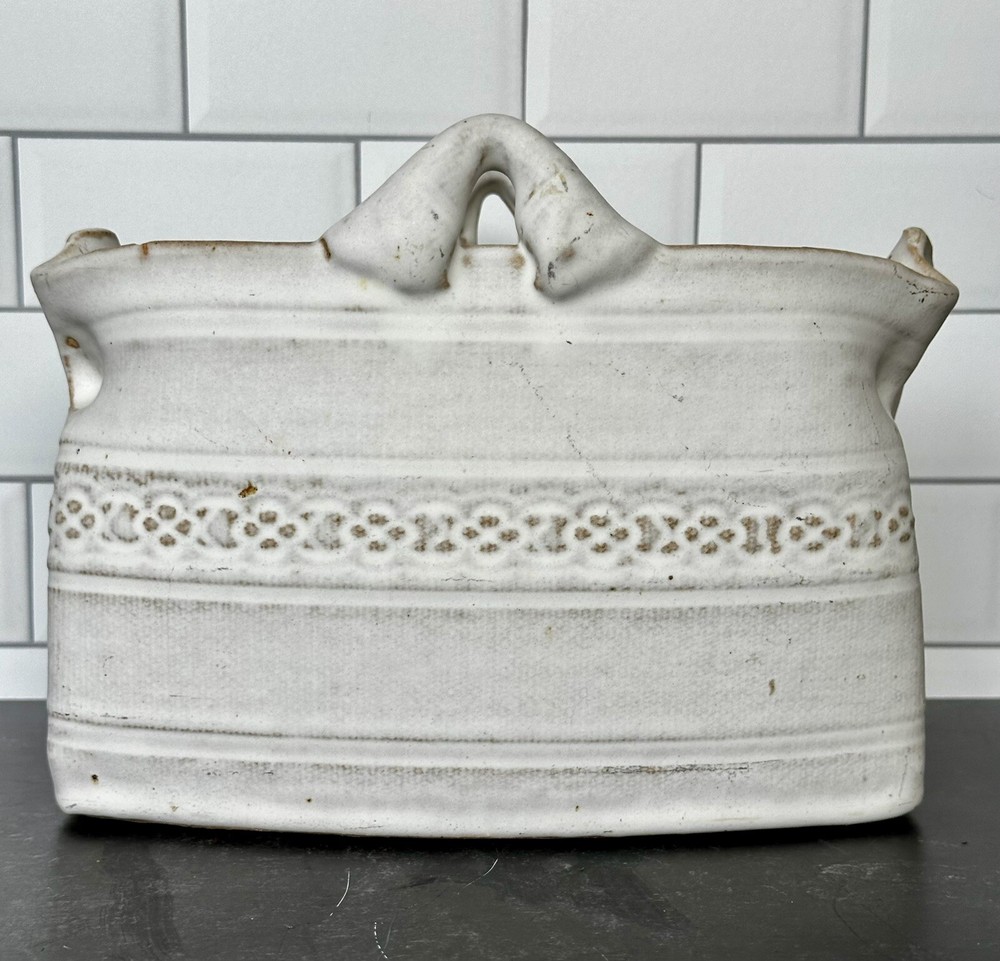 Cream Oval Cinched Edge Studio Pottery Planter Signed "Leech"