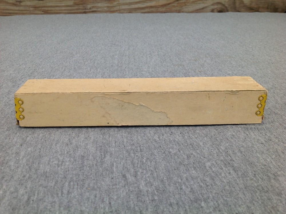2 Stanley Chisels Thin Blade No.60 1/4" in Original Box