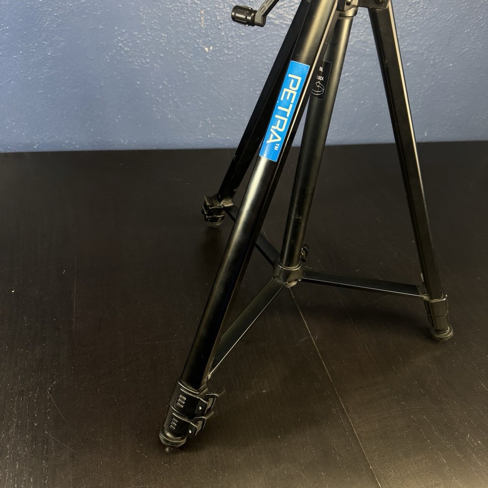 Fluid Petra Tripod Extendable Adjustable Camera Video Recorder Fold Up Tripod