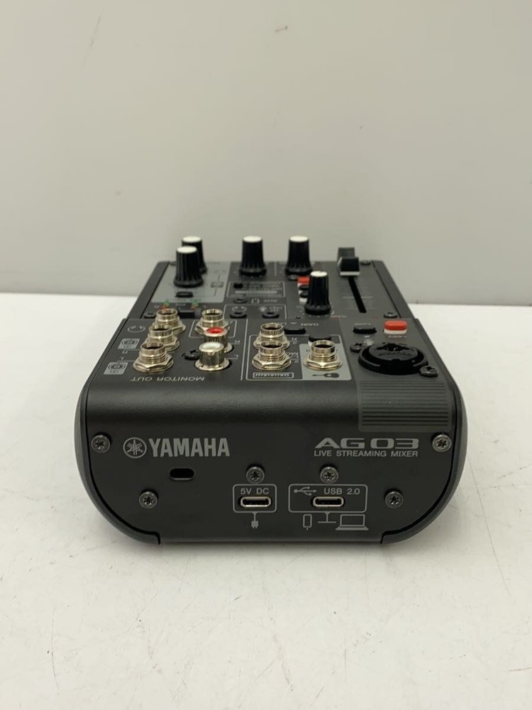 YAMAHA AG03 MIXER Used