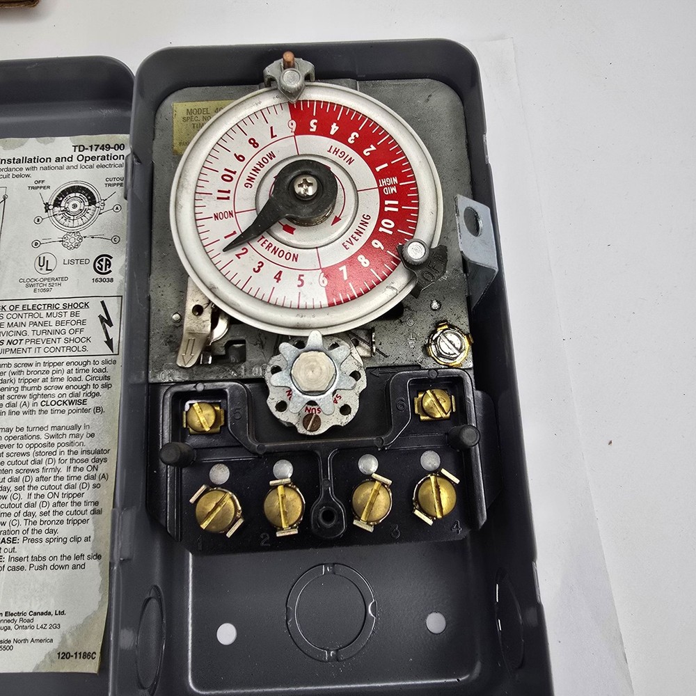 PARAGON 4005-00S 24-Hr Mechanical Electric Timer Control