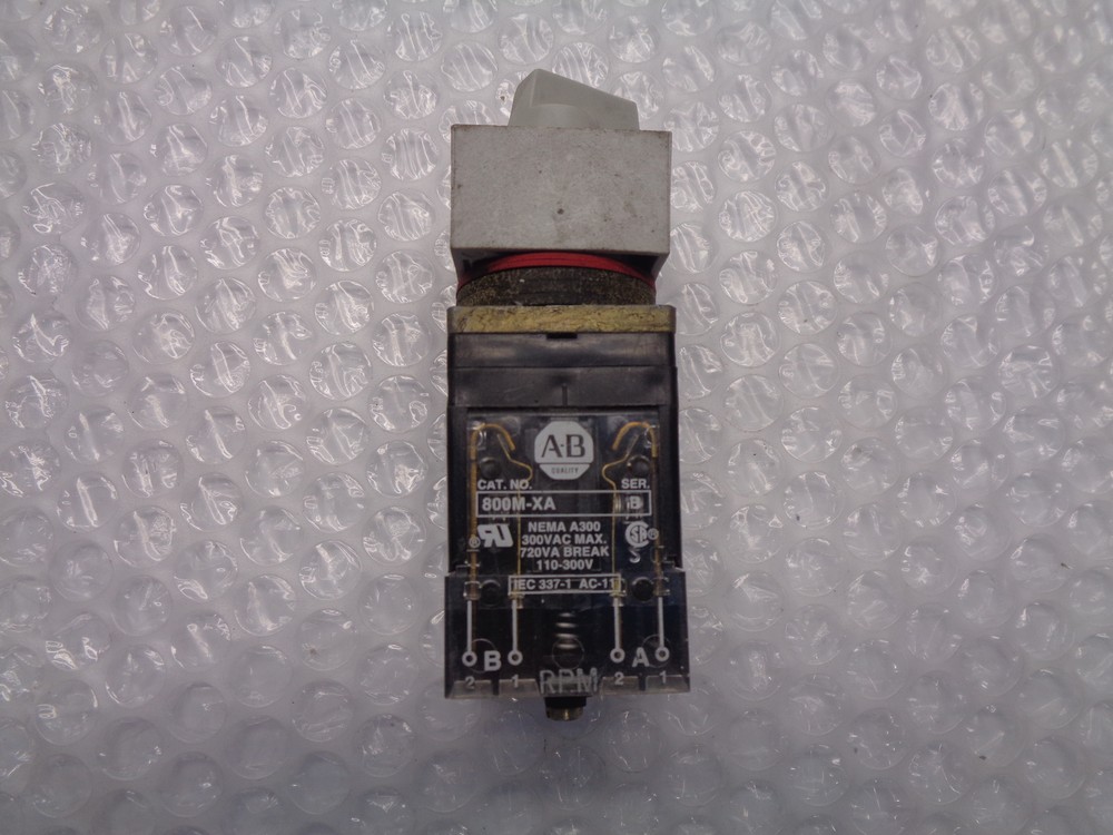 ALLEN BRADLEY 800MS-HX2B SER.A SELECTOR SWITCH UNMP