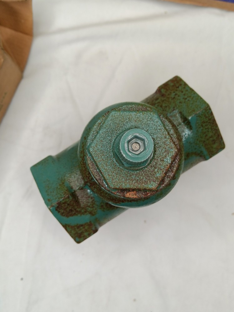 Taco 221-6 Flo-Chek 1-1/4 in. Hot Water Circulator Valve